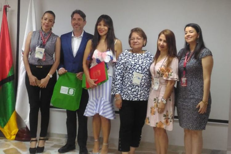 imagen del lanzamiento de la guíade Buenas Prácticas para la Gestión Documental de las Historias Académicas de las Instituciones de Educación Superior