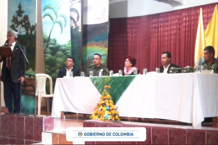 entrega de acta del 20 de julio
